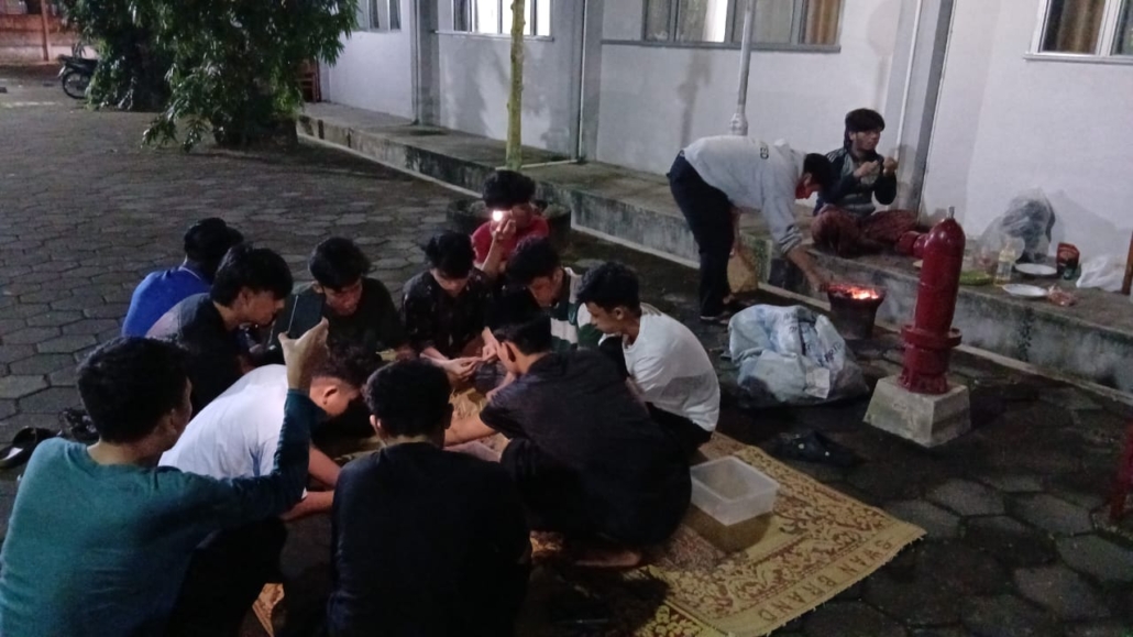 Nyate Bareng, Rindu Hilang: Rayakan Idul Adha ala Santri Persada