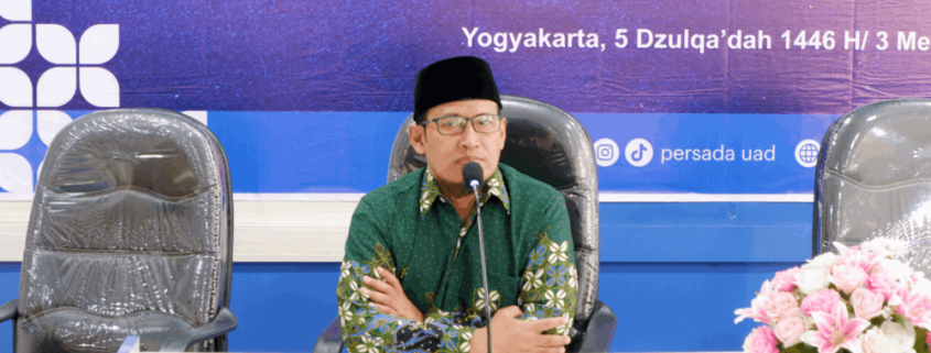 mudir persada sedang menyampaikan sambutan refreshing AIK pengurus persada