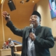 dr. H. Agus Taufiqurrahman, Sp.S., M.Kes., Ketua Pimpinan Pusat Muhammadiyah Bidang Pembinaan Kesehatan Umum, Kesejahteraan Sosial, dan Resiliensi Bencana sedang mengisi materi